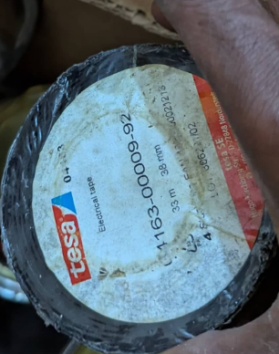 BANDE NOIR TESA 33M 38MM