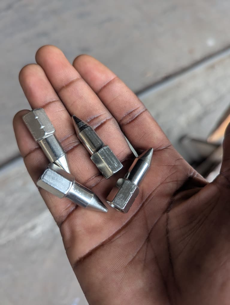 Embout de pompe à graisse Forme cylindre 1/4